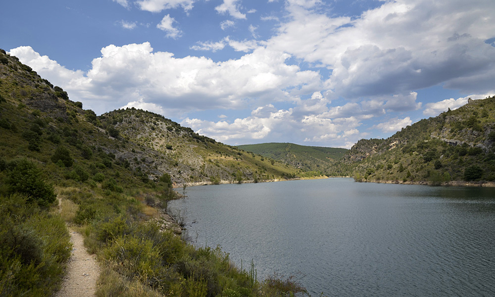 senda por el pantano de Beleña